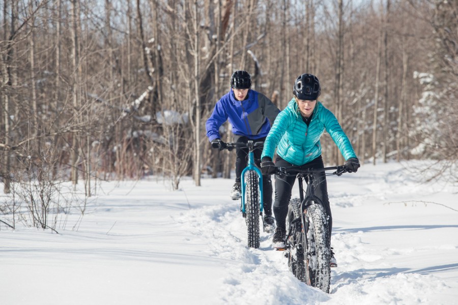 Le snow bike est-il le nouveau phénomène des sports d'hiver ?