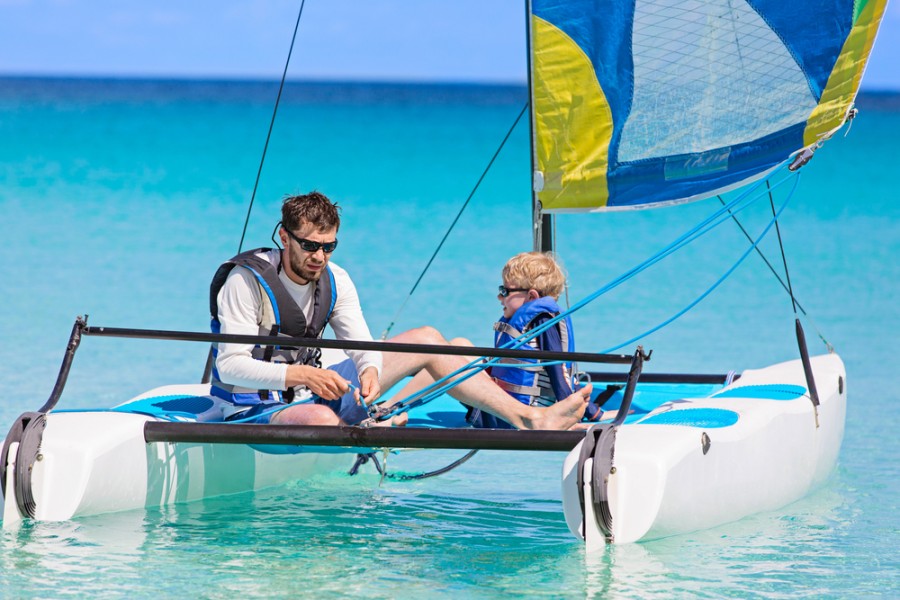 Comment naviguer sur un Hobie Cat 16 ?