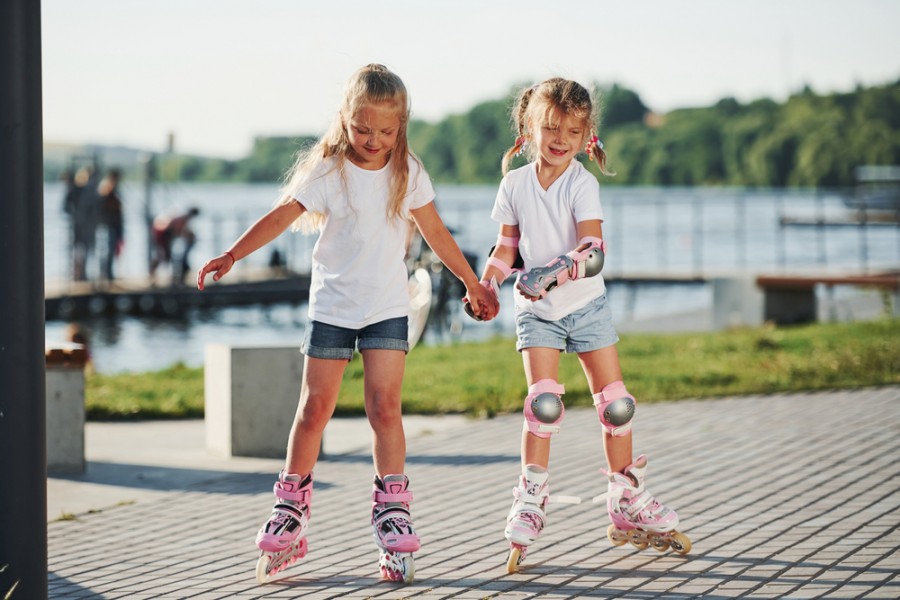 Roller enfant : comment leur apprendre à en faire ?